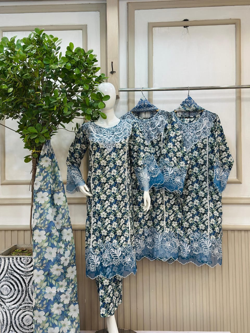 WhatsApp Image 2025-09-21 at 10.38.56 PM (1)