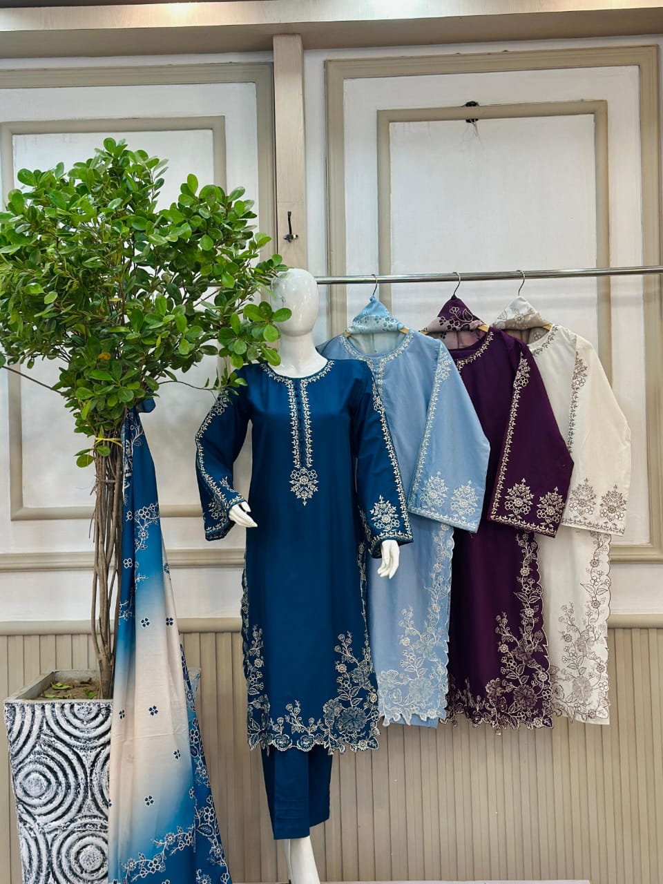 WhatsApp Image 2025-09-21 at 10.39.04 PM (2)